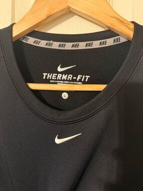 Nike Black Therma-Fit Crewneck Mens with Swoosh L